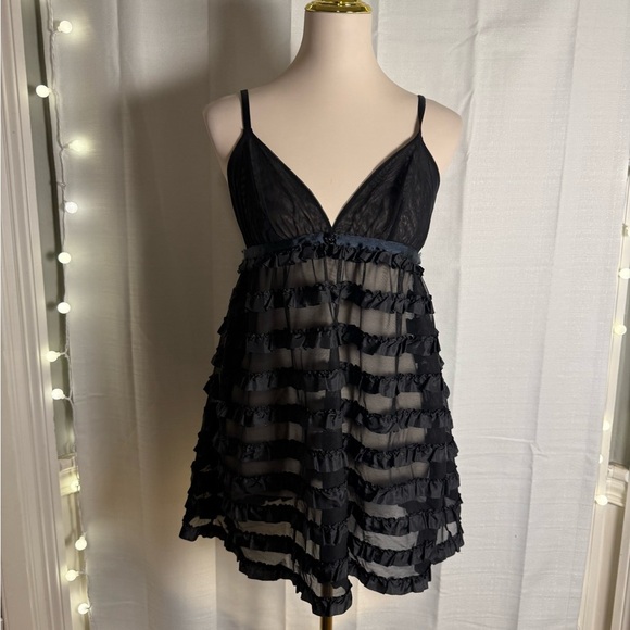 Anna Sui x Victoria Secret’s Black Lace Chemise with Sheer Ruffles - Picture 1 of 8